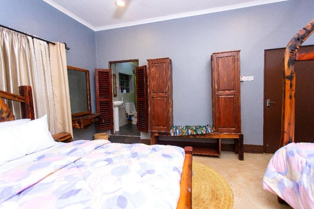 Moshi Urban Hostel And Backpackers Экстерьер фото